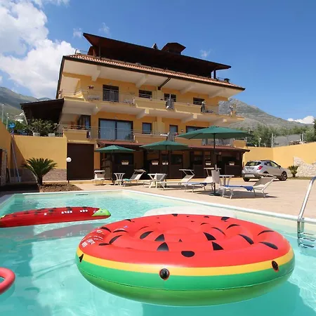 Apartment Mare E Monti A